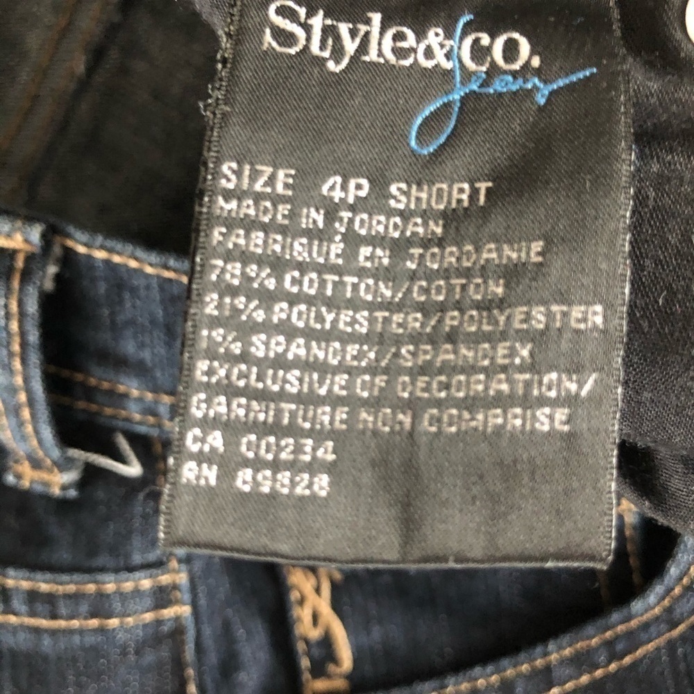 Style & Co Natural Fit 5 Pocket Jeans Size 4 Petite - Picture 7 of 7